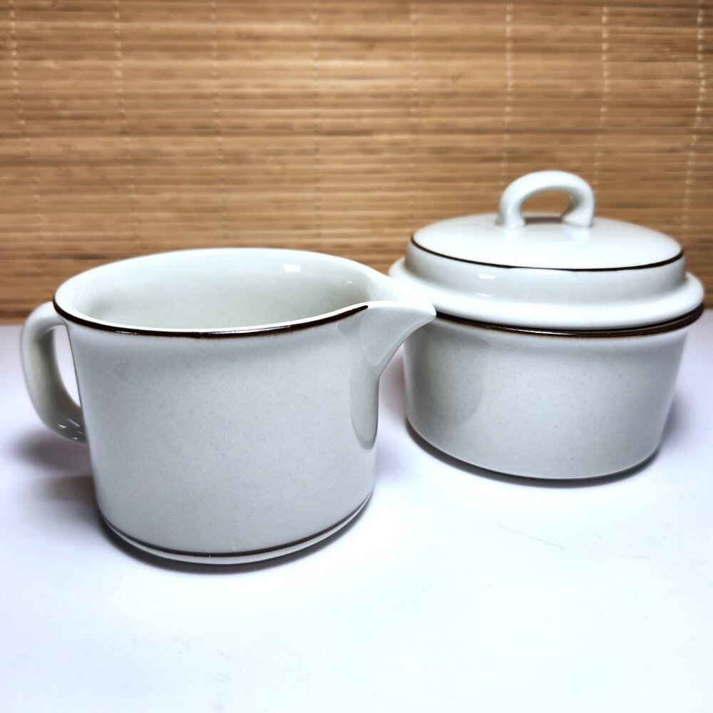 Arabia Fennica Cream & Sugar Set White Brown Stoneware Finland Scandinavian